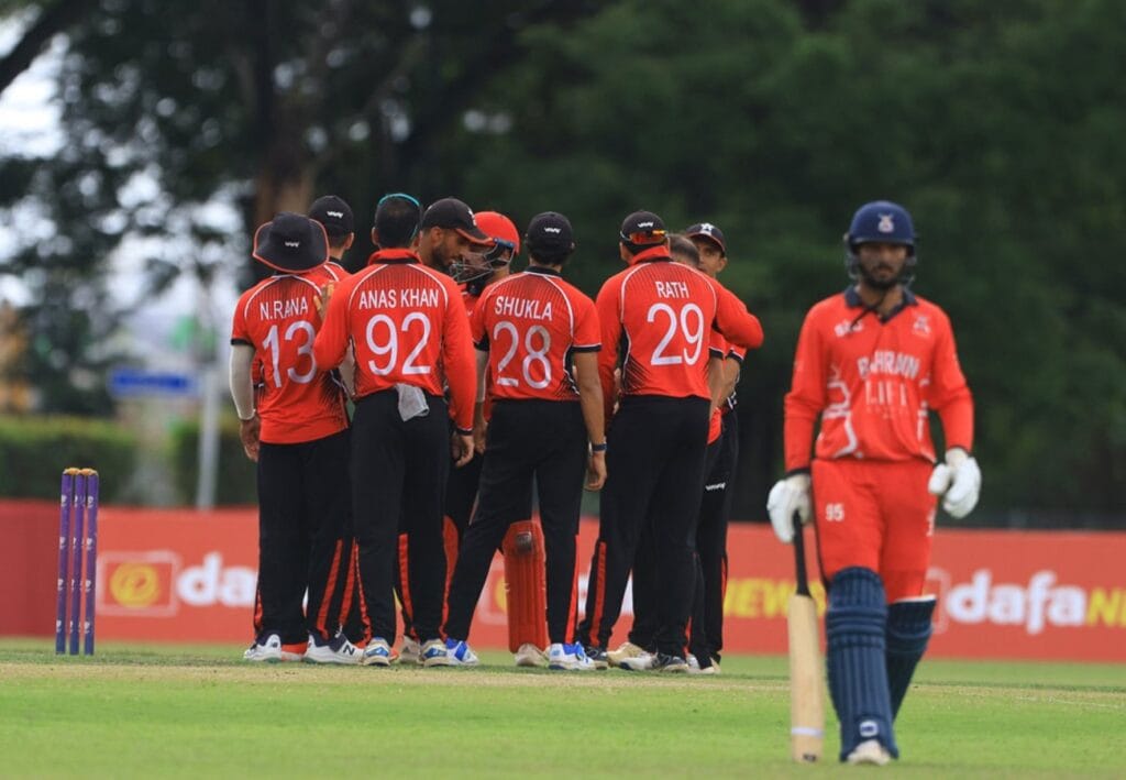 অবিশ্বাস্য রেকর্ড আন্তর্জাতিক ক্রিকেটে