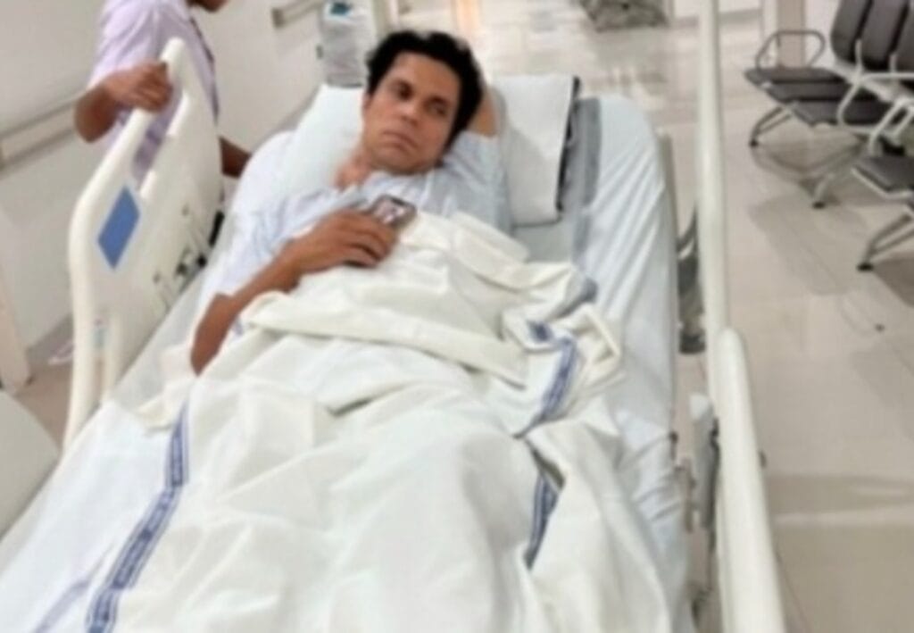 হাসপাতালের বিছানায় শুয়ে রণদীপ, হঠাৎ কী হল অভিনেতার?