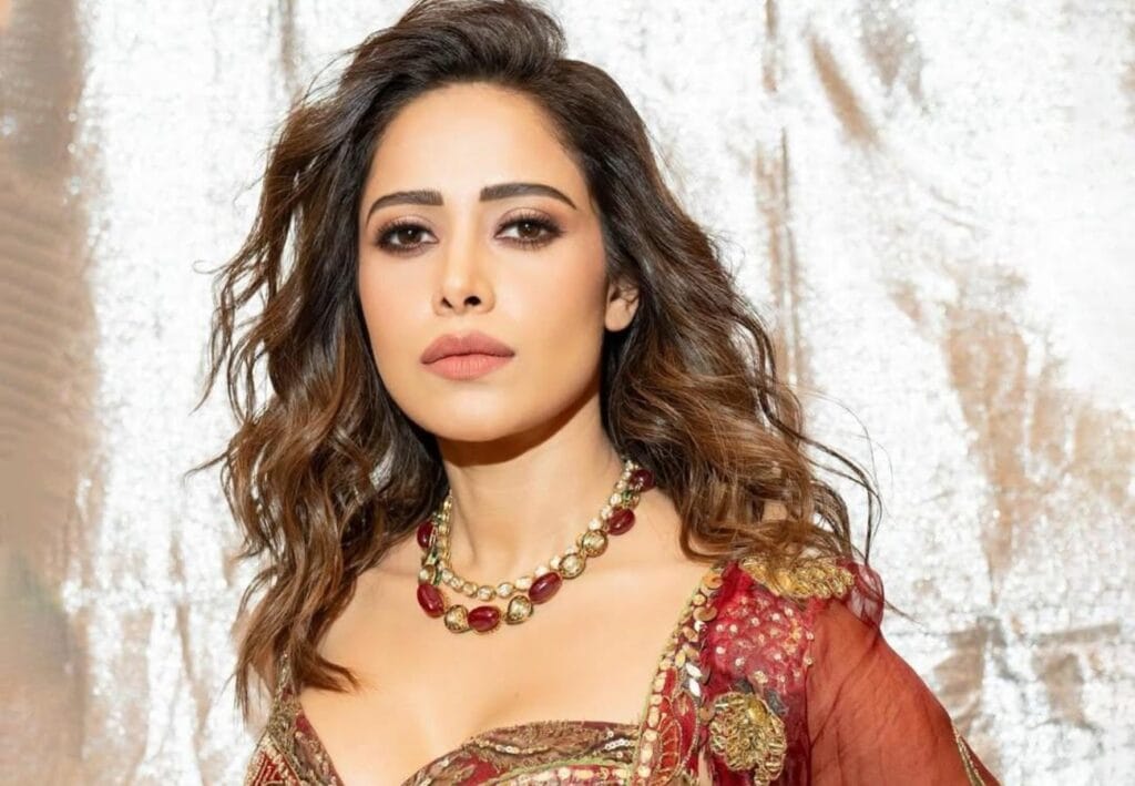 'তারকা সন্তান নই বলে পারি না, সোনাক্ষী, শ্রদ্ধা সহজেই...' কীসের আক্ষেপ নুসরতের?