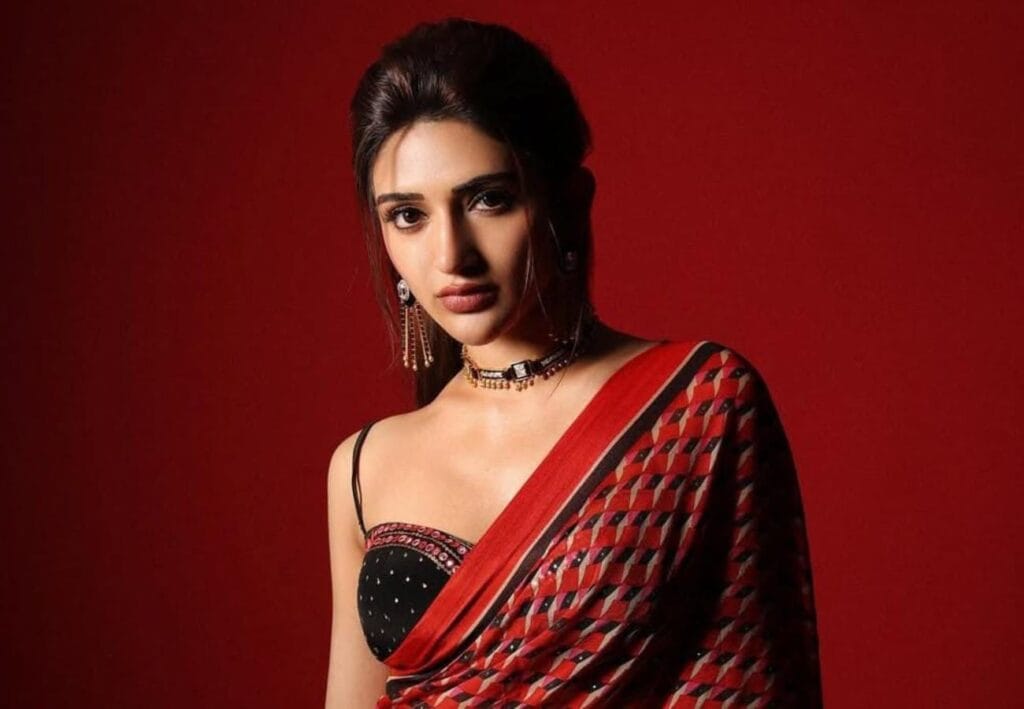 তৃতীয় সন্তানের 'মা' হলেন ২৩-এর শ্রীলীলা