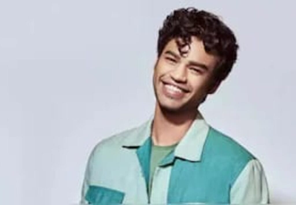 মানসিকভাবে বিপর্যস্ত, সোশ্যাল মিডিয়াকে বিদায়, আর কাজ করবেন না বাবিল খান!