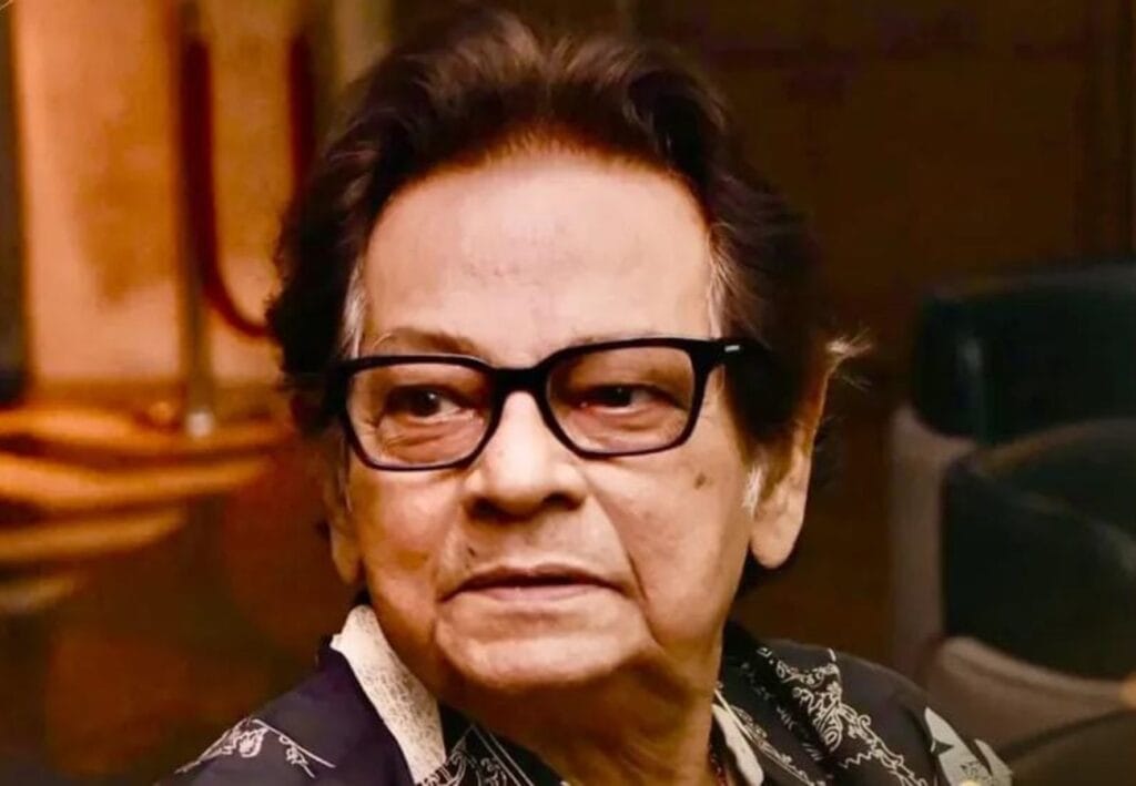 অনেকটাই স্থিতিশীল পরিচালক, ছায়াসঙ্গী কন্যা একতা, আবার কবে কাজে ফিরছেন প্রভাত রায়?