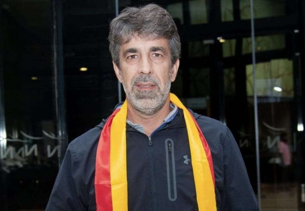 অস্কারেই আস্থা, আরও ১ বছর লাল হলুদের হটসিটে স্প্যানিশ কোচ