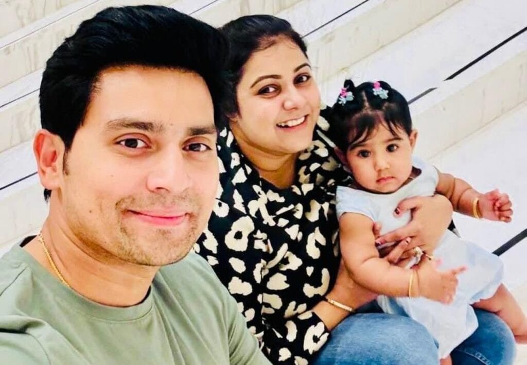 হাসপাতাল থেকে বাড়ি ফিরল রাহুল-প্রীতির কন্যা, জ্বর সারার পর এখন কেমন আছে আয়রা?