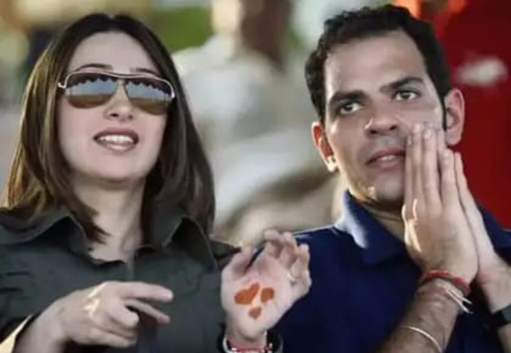 মৌমাছির কামড়েই মৃত্যু! নিজের শেষ সময়ের কথা কি আগেই আঁচ করেছিলেন করিশ্মার প্রাক্তন সঞ্জয়?