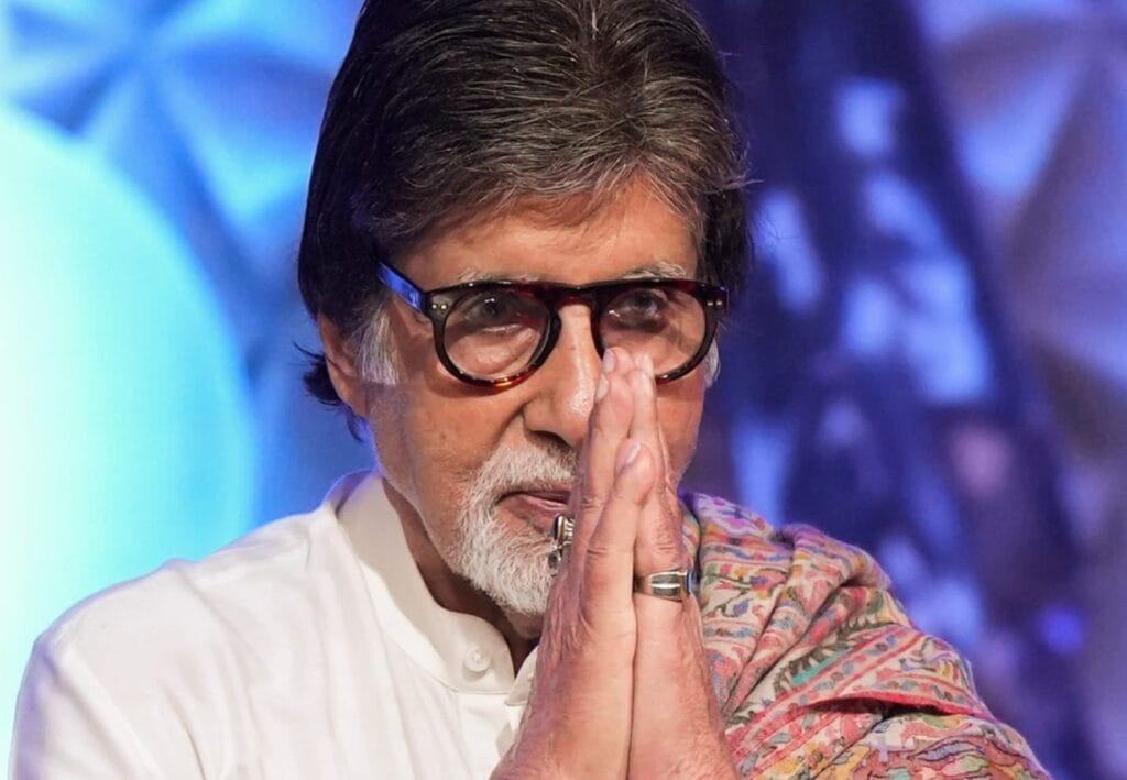 'স্বচ্ছ তদন্ত হোক', অহমদাবাদের বিমান দুর্ঘটনায় কীসের গন্ধ পাচ্ছেন অমিতাভ?