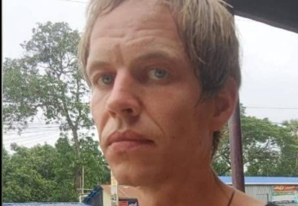 সোশ্যাল মিডিয়ায় পরিচয়, স্কুল পড়ুয়া প্রেমিকার টানে আমস্টারডাম থেকে নদিয়ায় যুবক