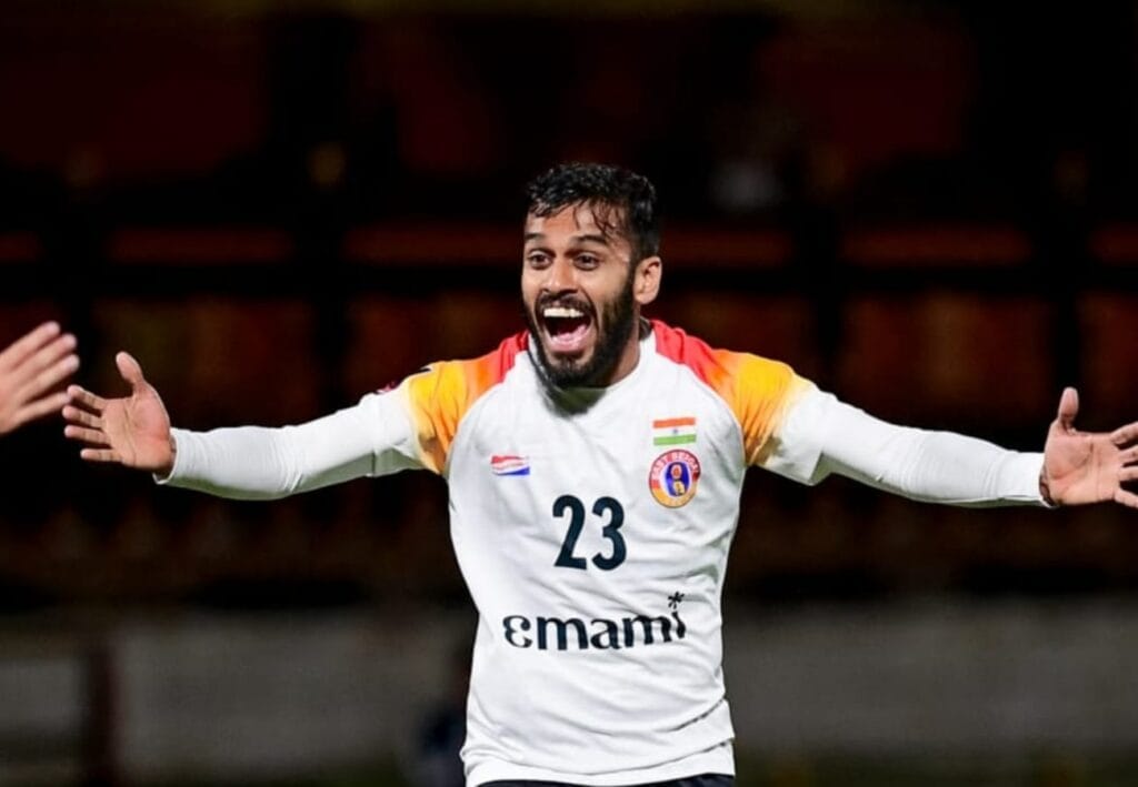 মাঝমাঠের ভরসা! আরও ২ বছরের জন্য সৌভিককে রেখে দিল ইস্টবেঙ্গল