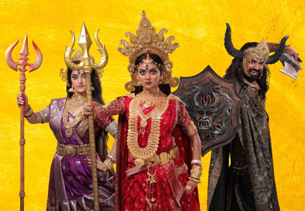 বাস্তবের স্বামী-স্ত্রী পর্দার 'মহিষাসুর-দুর্গা'! ইধিকার সঙ্গে মহালয়ার চমক থাকছে কী কী?
