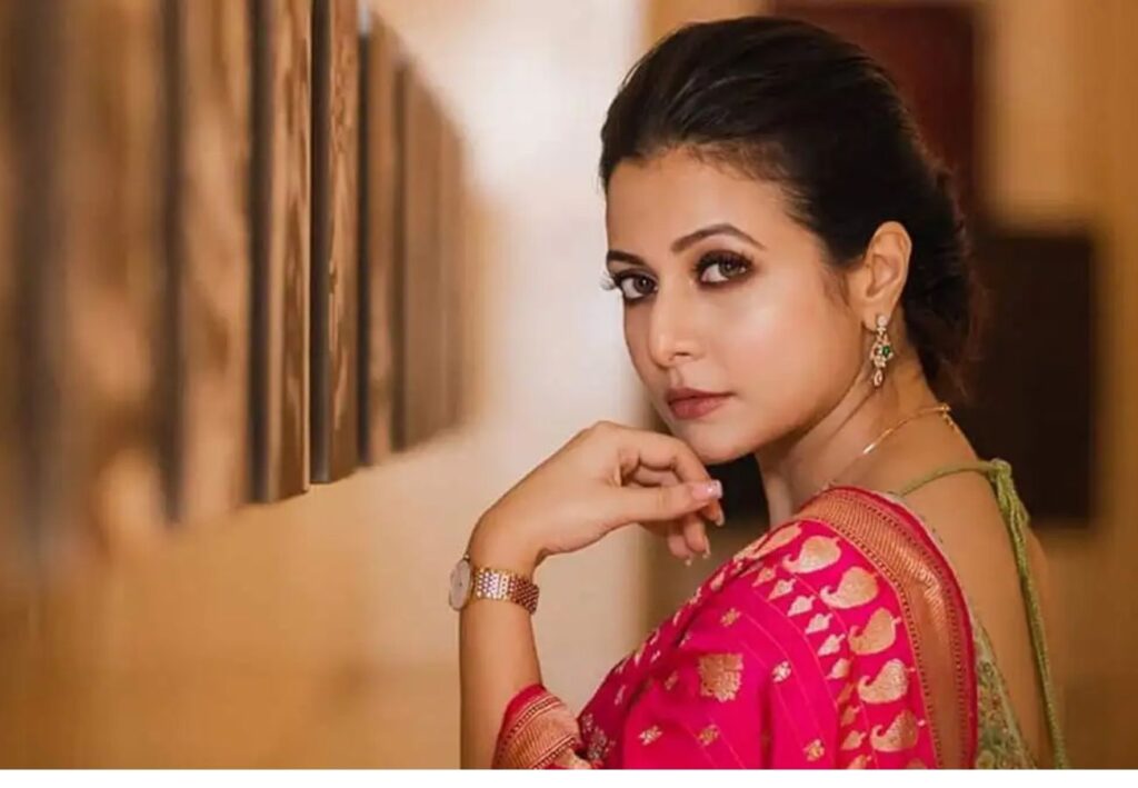 প্রয়োজন বিপুল টাকা! রিয়্যালিটি শোয়ে খেলতে আসা মহিলার সন্তানের দায়িত্ব নিলেন কোয়েল